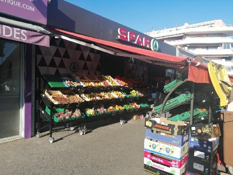 Spar source=https://www.pagesjaunes.fr/pros/53168523